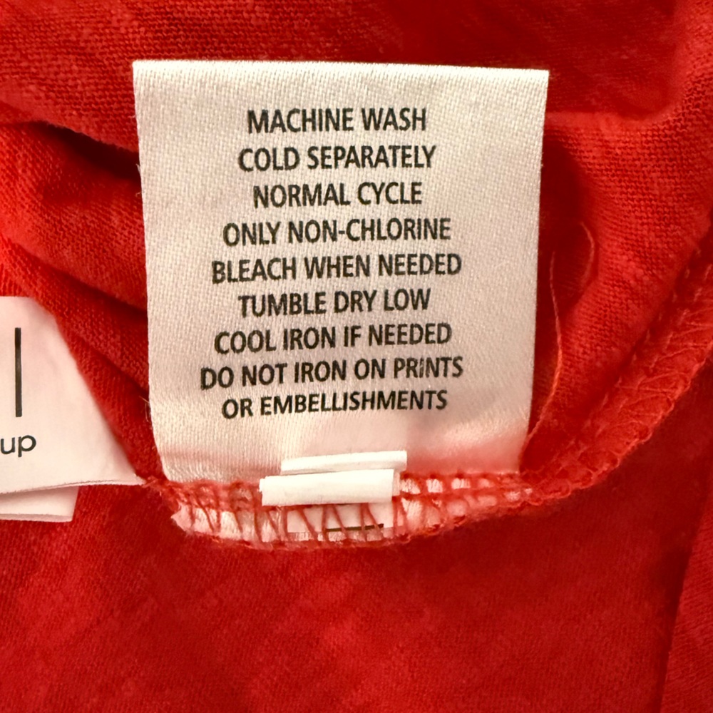 NWOT Chicago Blackhawks Women Red Long Sleeve Shirt - Picture 6 of 6